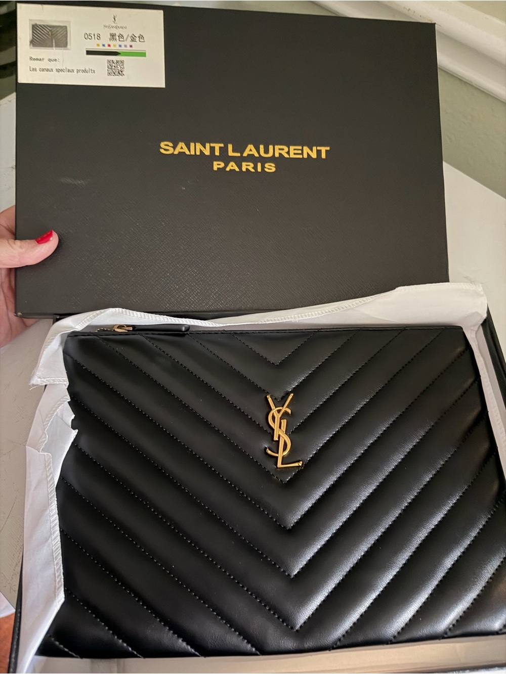 Beautiful Vegan Wristlet Clutch NIB